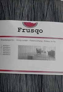 Frusqo draadjesgordijn antraciet grijs 90x200cm